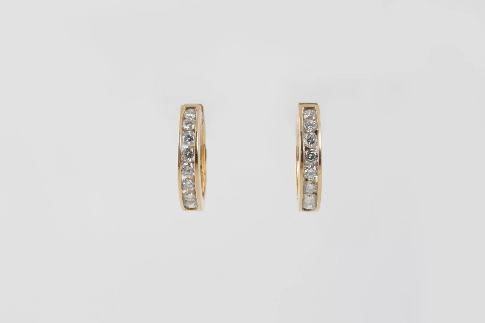 14k Yellow Gold .64tcw Diamond Huggie Earrings (4.41g.)