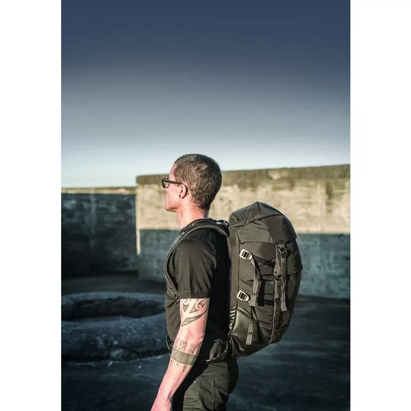 Alchemy Equipment AEL003 35L Top Load Daypack | Black