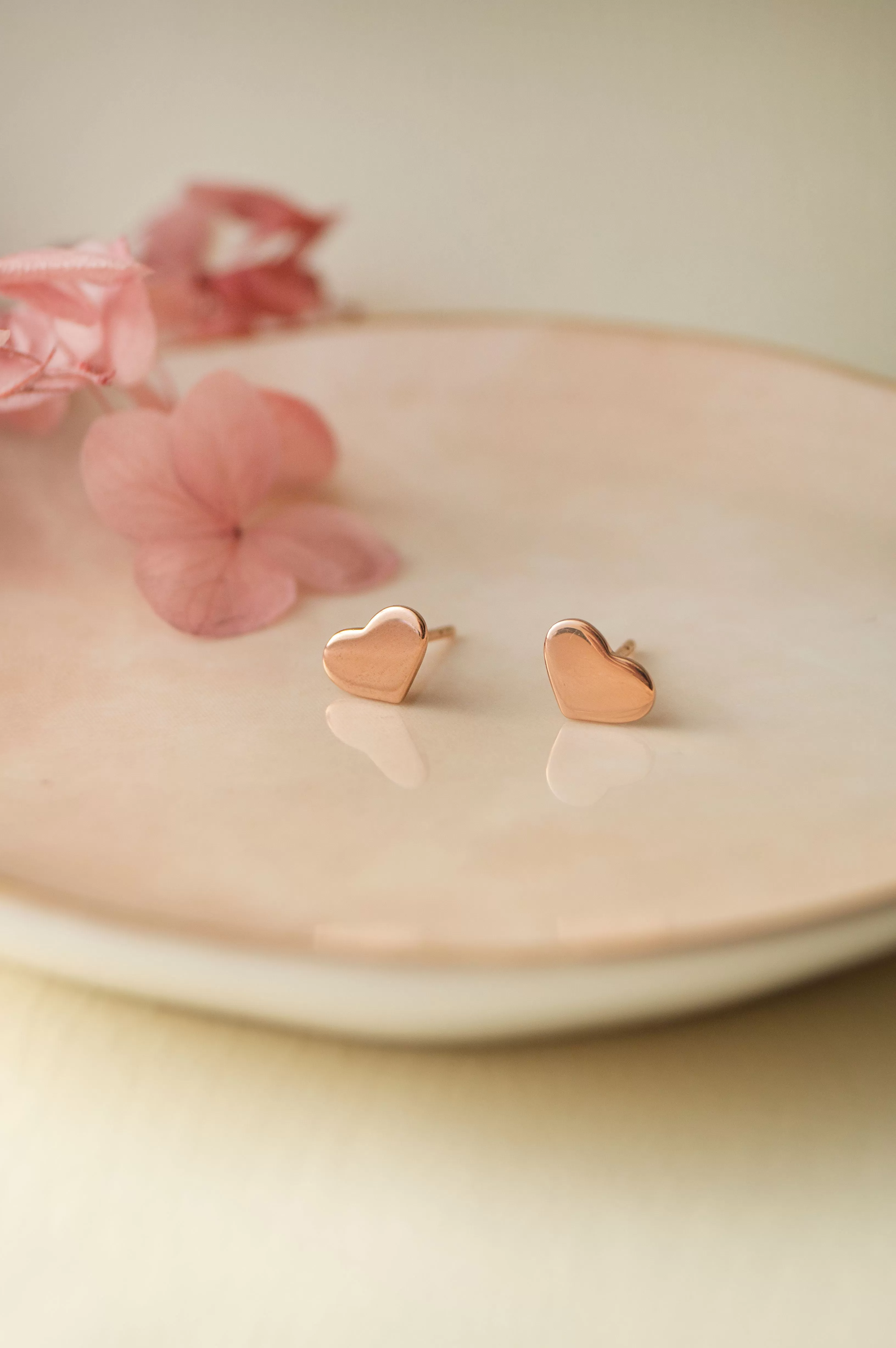 Classic Heart Rose Gold Plated Sterling Silver Stud Earrings Love Hamper 