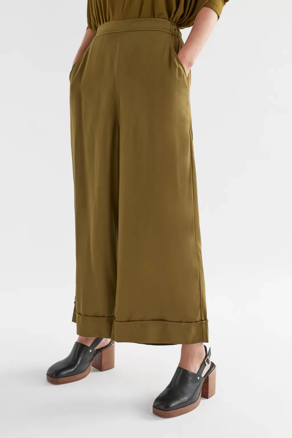 Elk The Label - Wide Leg Culotte - Olive