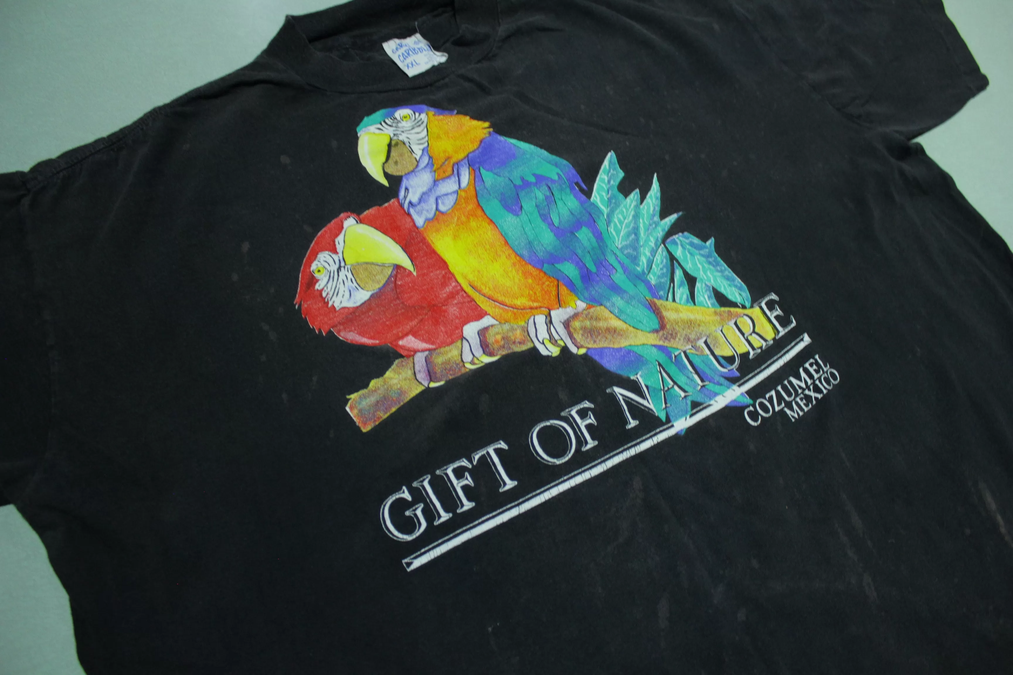 Gift of Nature Cozumel Mexico Scarlet Macaw Vintage Single Stitch Parrot T-Shirt