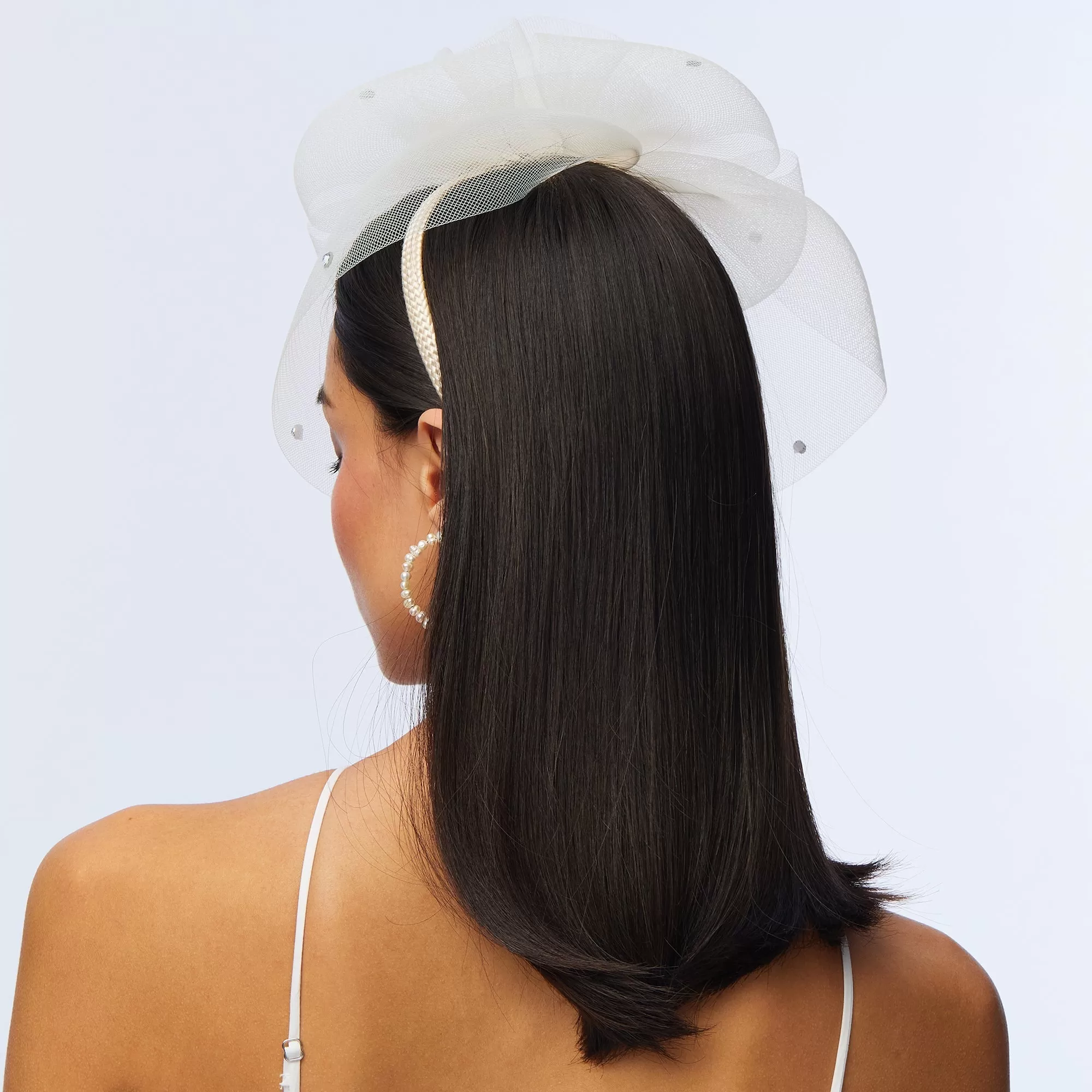 IVORY FLORAL VEIL FASCINATOR