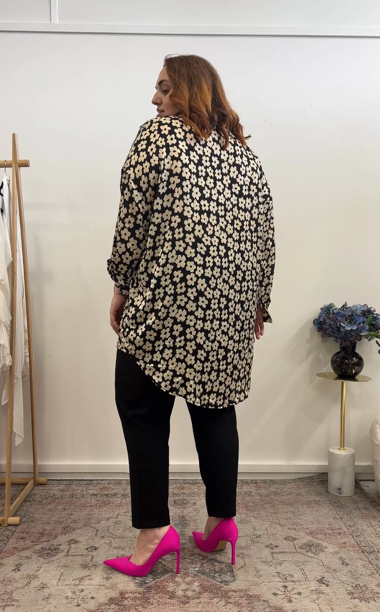 Luella shirt - Black & cream floral