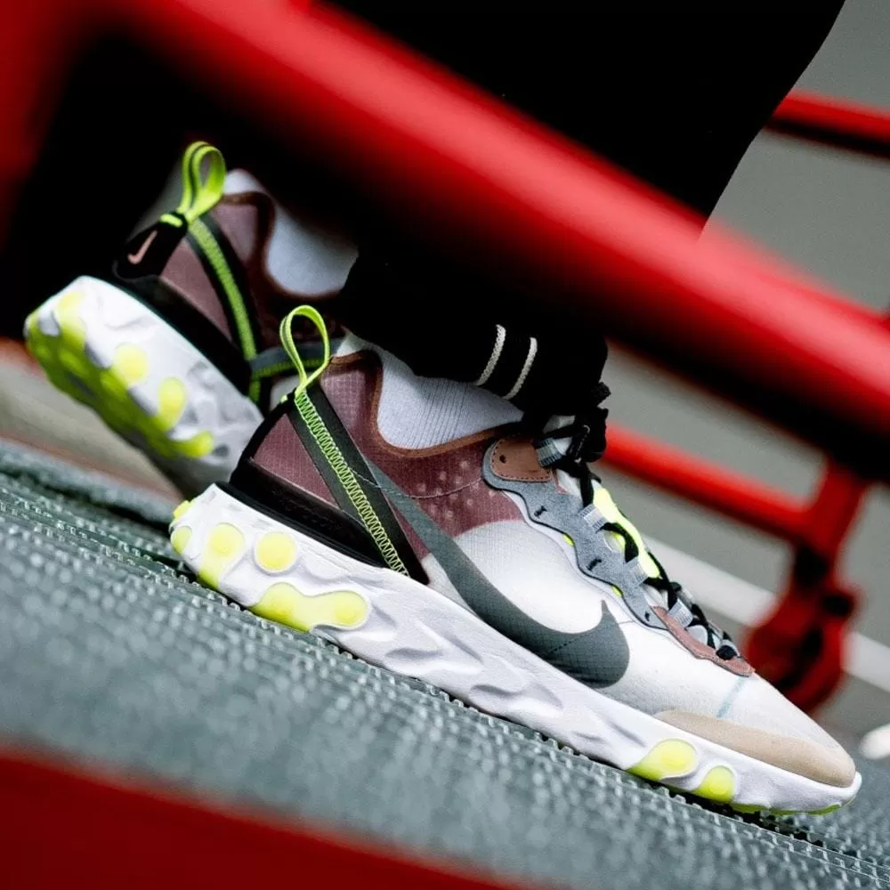 Nike React Element 87 Desert Sand