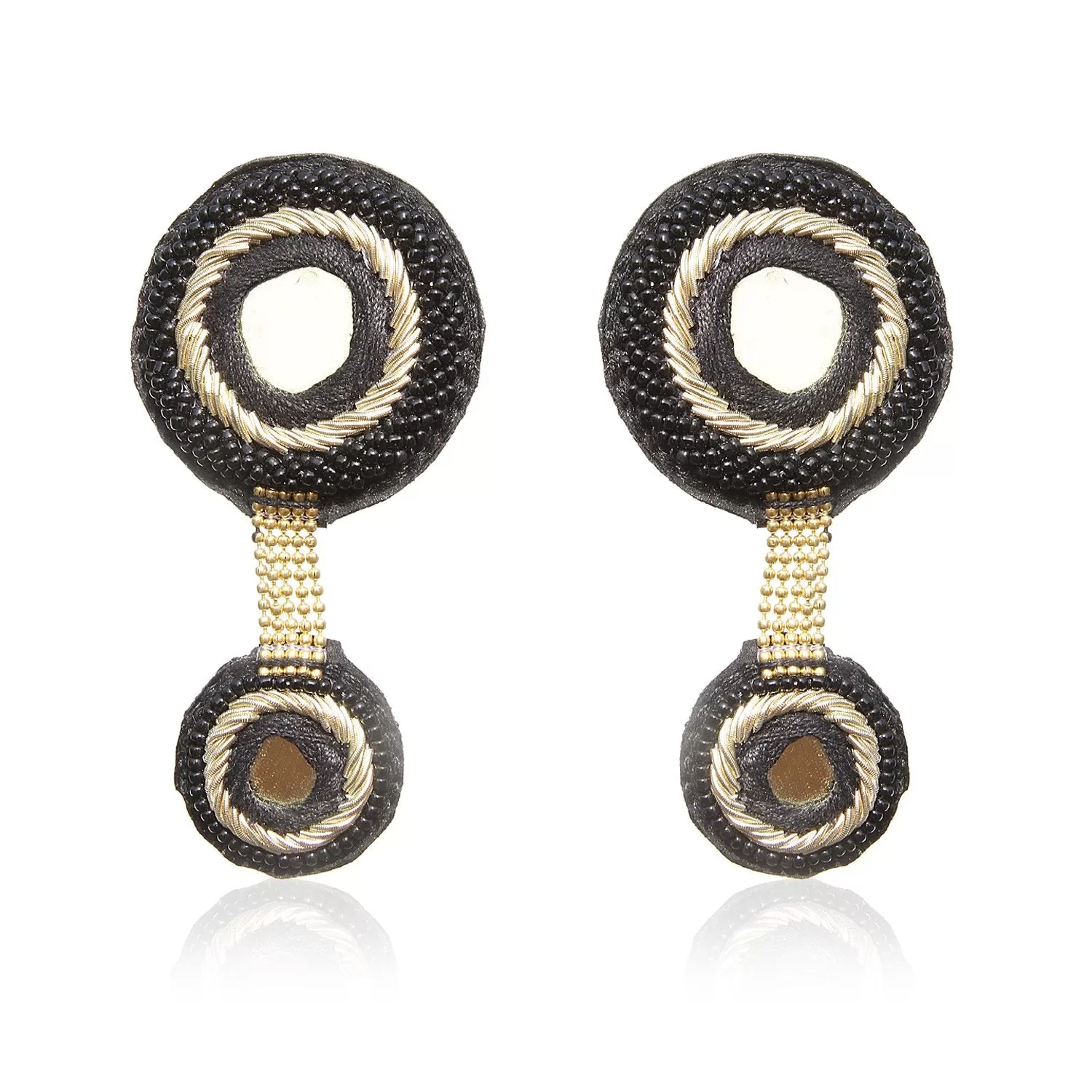 Sheeshe Ka Dil Embroidered Earring