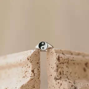 Yin Yang Ring